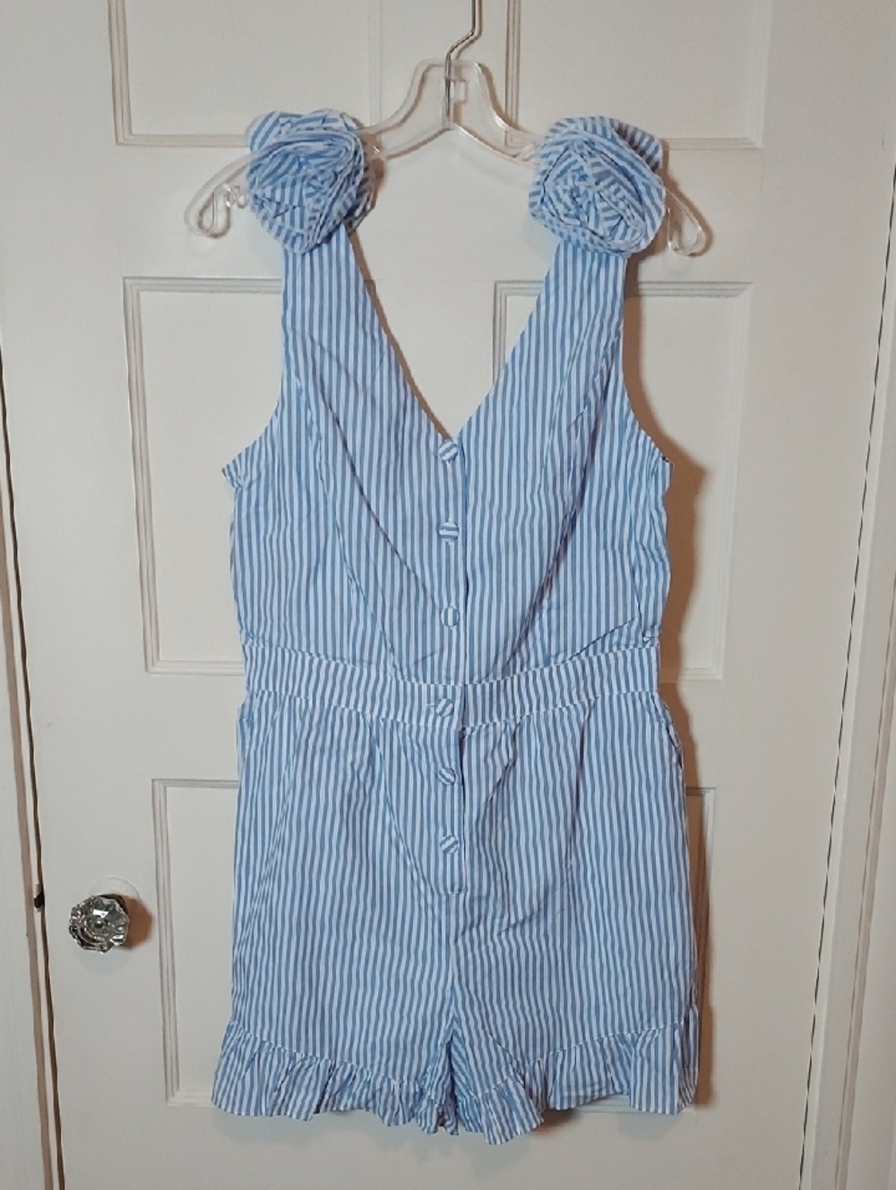 Skies Are Blue Rosette Staps Blue And White Striped Romper Size Medium
